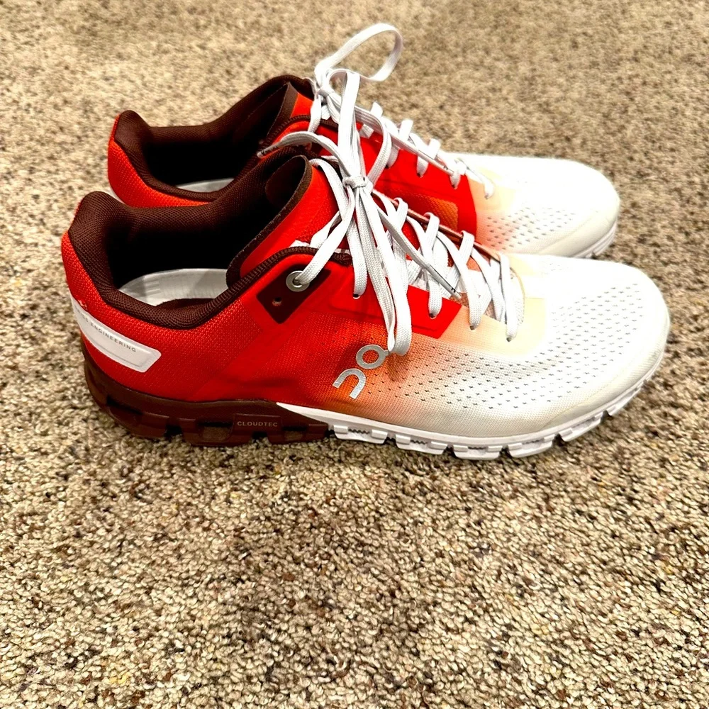 On Running Cloudflow Sneakers - Picture 2 of 6